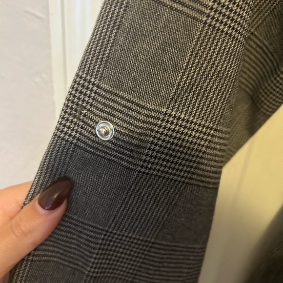 Black tape trench coat in plaid - Picture 4 of 9